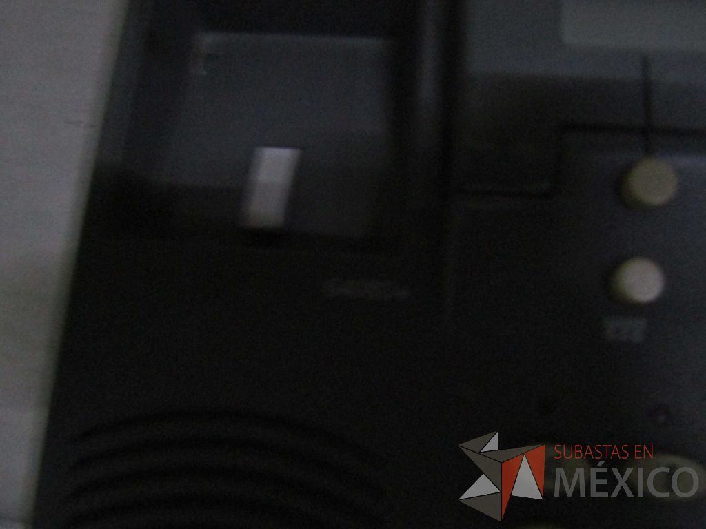 Lote 004 - 14 Teléfonos de diferentes modelos, 3 módems y 5 Diademas - Imagen 26