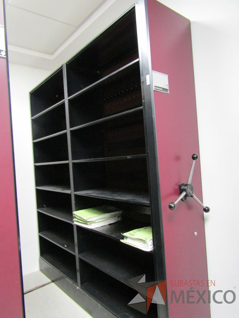Lote 003 - Sistema de archivo móvil en tres secciones - Imagen 5