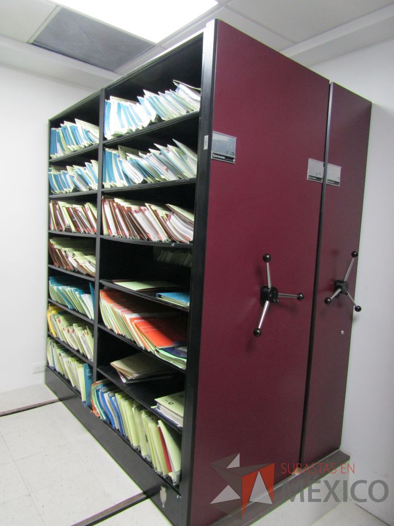 Lote 003 - Sistema de archivo móvil en tres secciones - Imagen 8