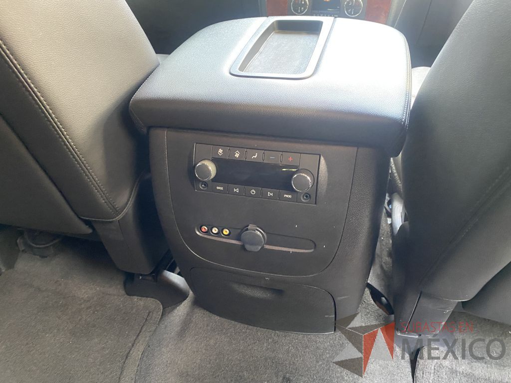 Lote 001 - Camioneta Chevrolet, Suburban D 5.3L, Año 2013, Blindada Nivel AS3 (NIJ IIIA), 4. 42,745 Km - Imagen 22
