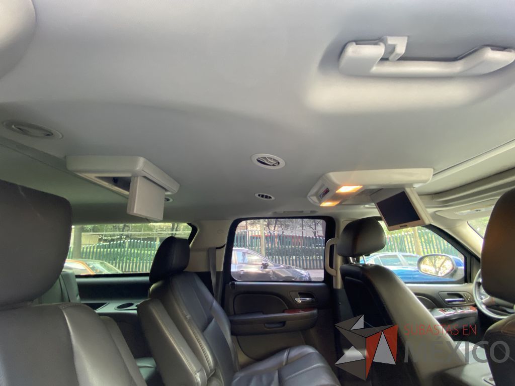 Lote 001 - Camioneta Chevrolet, Suburban D 5.3L, Año 2013, Blindada Nivel AS3 (NIJ IIIA), 4. 42,745 Km - Imagen 25