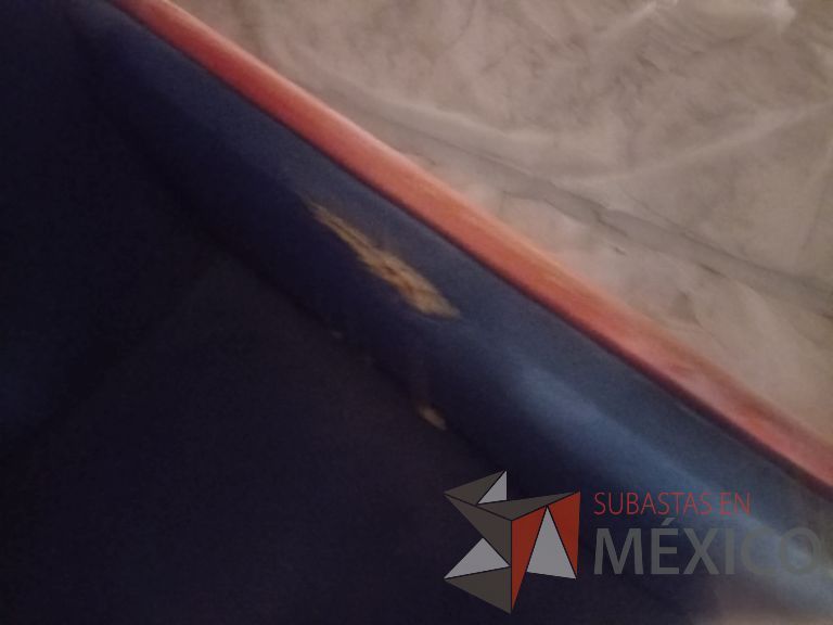 Lote 015 - Sillón de 1 plaza con asiento y respaldo en tela color azul - Imagen 3