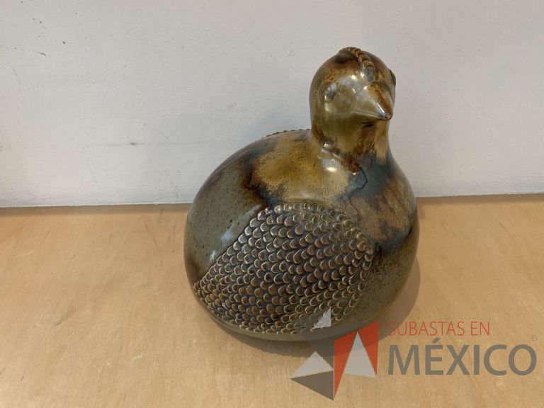 Lote 017 - Set con: 2 Patos, 1 gallina y 1 perico decorativo. - Imagen 5