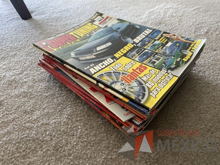 Lote 046 - 45 revistas de autos deportivos