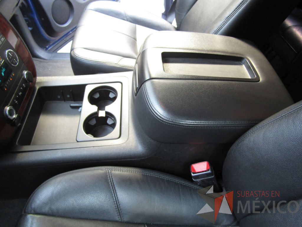 Lote 001 - Camioneta Chevrolet, Suburban D 5.3L, Año 2013, Blindada Nivel AS3 (NIJ IIIA), 4. 42,745 Km - Imagen 60