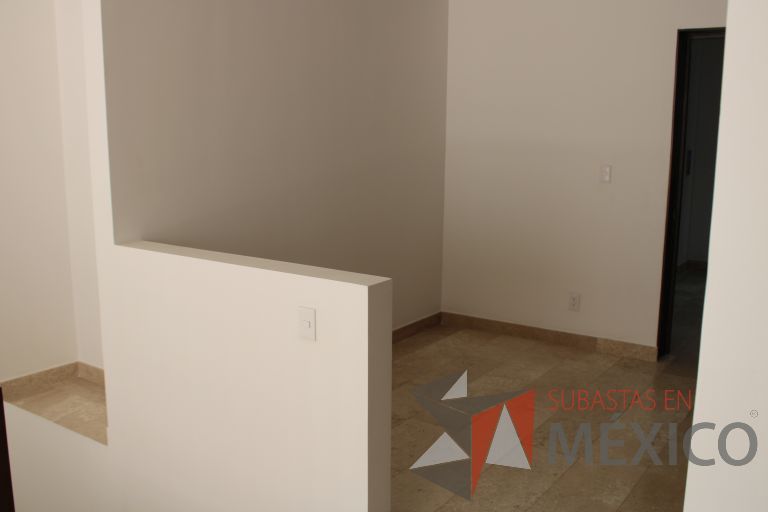 Lote 002 - Departamento de 102 m2 interiores en 2 niveles y 33.1 m2 en 2 Terrazas - Imagen 21