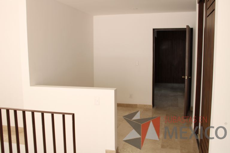 Lote 002 - Departamento de 102 m2 interiores en 2 niveles y 33.1 m2 en 2 Terrazas - Imagen 23