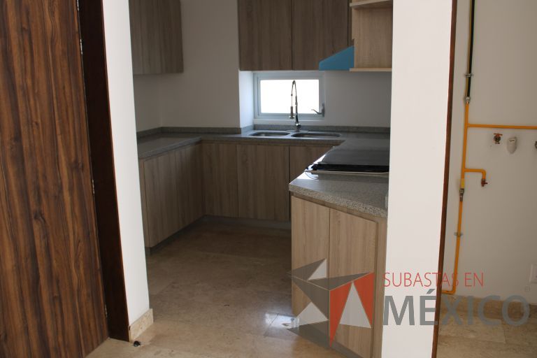Lote 002 - Departamento de 102 m2 interiores en 2 niveles y 33.1 m2 en 2 Terrazas - Imagen 29