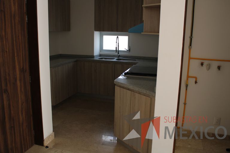 Lote 002 - Departamento de 102 m2 interiores en 2 niveles y 33.1 m2 en 2 Terrazas - Imagen 31