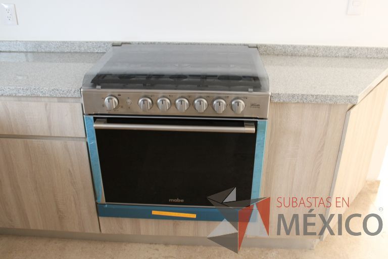 Lote 002 - Departamento de 102 m2 interiores en 2 niveles y 33.1 m2 en 2 Terrazas - Imagen 41