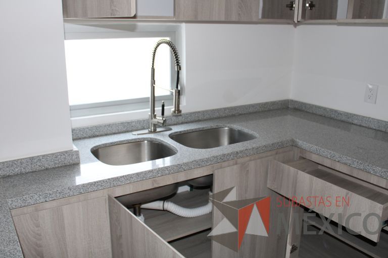 Lote 002 - Departamento de 102 m2 interiores en 2 niveles y 33.1 m2 en 2 Terrazas - Imagen 49