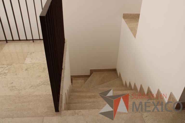 Lote 002 - Departamento de 102 m2 interiores en 2 niveles y 33.1 m2 en 2 Terrazas - Imagen 115
