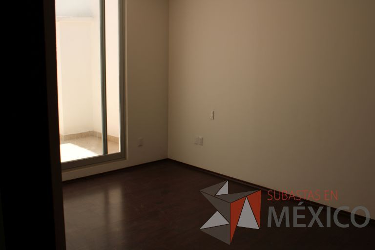 Lote 002 - Departamento de 102 m2 interiores en 2 niveles y 33.1 m2 en 2 Terrazas - Imagen 121