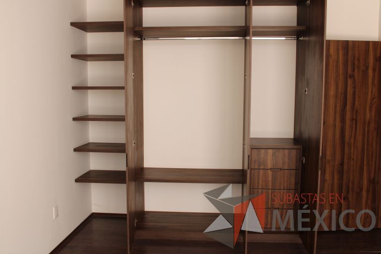 Lote 002 - Departamento de 102 m2 interiores en 2 niveles y 33.1 m2 en 2 Terrazas - Imagen 130