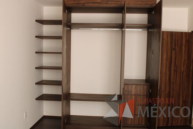 Lote 002 - Departamento de 102 m2 interiores en 2 niveles y 33.1 m2 en 2 Terrazas - Imagen 132