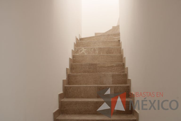 Lote 002 - Departamento de 102 m2 interiores en 2 niveles y 33.1 m2 en 2 Terrazas - Imagen 148