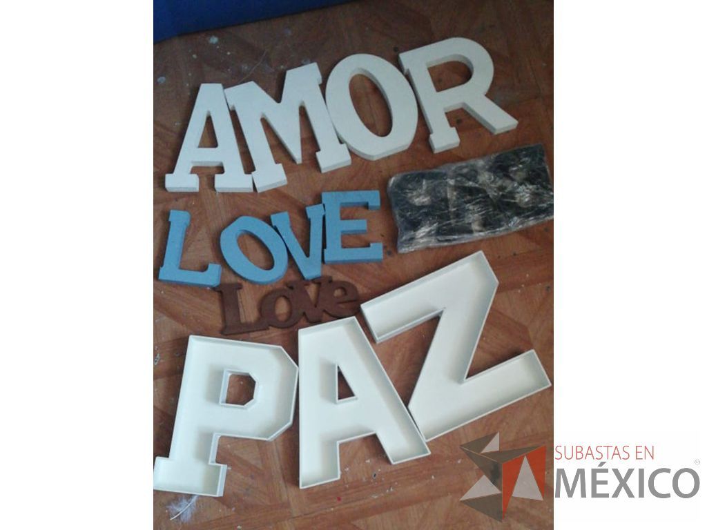 Lote 096 - Lote de 5 letreros decorativos (Amor, Love, Bar, Love y paz) - Imagen 2