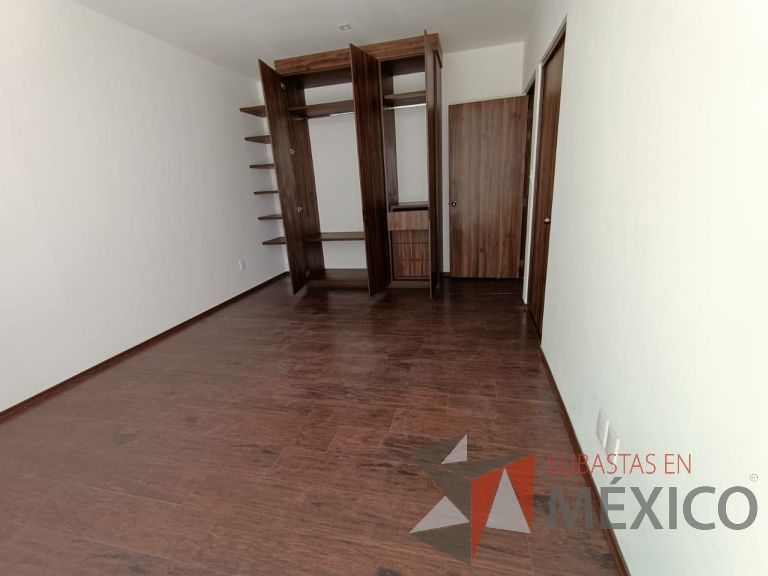 Lote 002 - Departamento de 102 m2 interiores en 2 niveles y 33.1 m2 en 2 Terrazas - Imagen 7