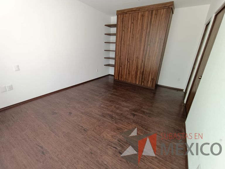 Lote 002 - Departamento de 102 m2 interiores en 2 niveles y 33.1 m2 en 2 Terrazas - Imagen 161