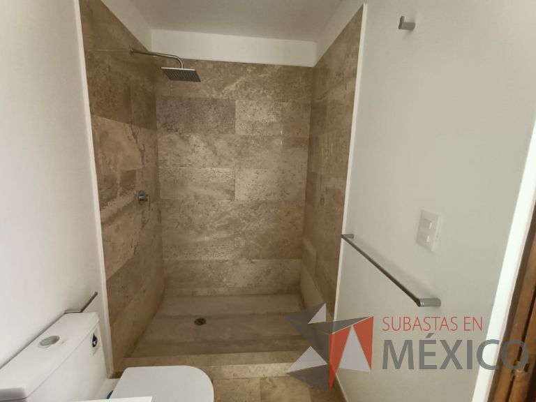 Lote 002 - Departamento de 102 m2 interiores en 2 niveles y 33.1 m2 en 2 Terrazas - Imagen 164