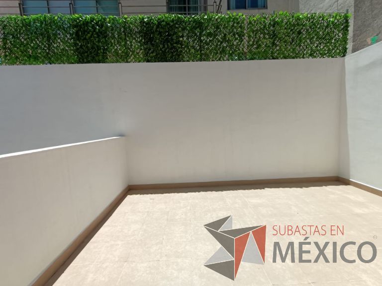 Lote 002 - Departamento de 102 m2 interiores en 2 niveles y 33.1 m2 en 2 Terrazas - Imagen 166
