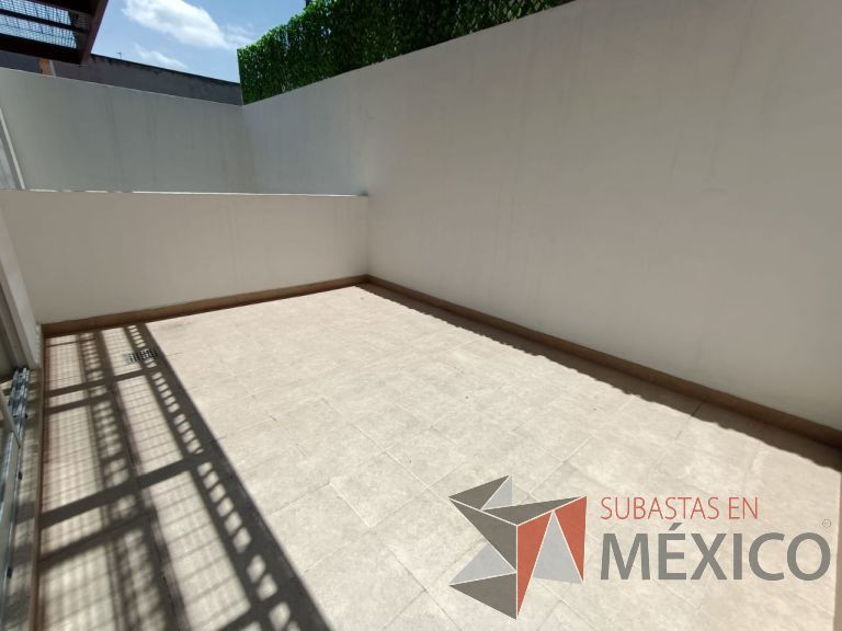 Lote 002 - Departamento de 102 m2 interiores en 2 niveles y 33.1 m2 en 2 Terrazas - Imagen 172