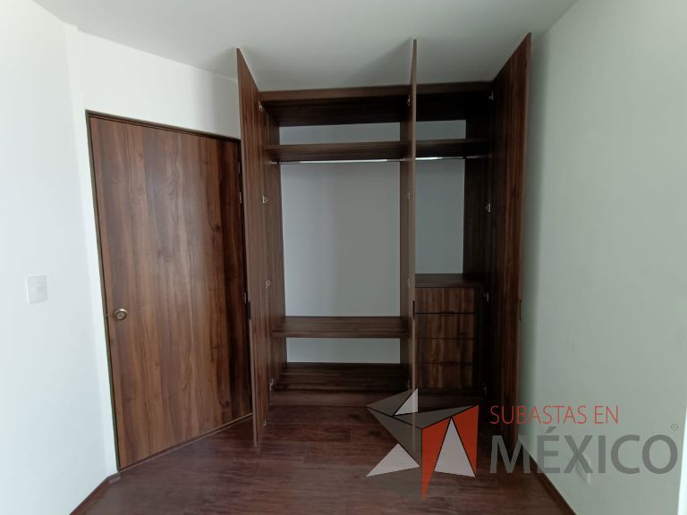 Lote 002 - Departamento de 102 m2 interiores en 2 niveles y 33.1 m2 en 2 Terrazas - Imagen 180