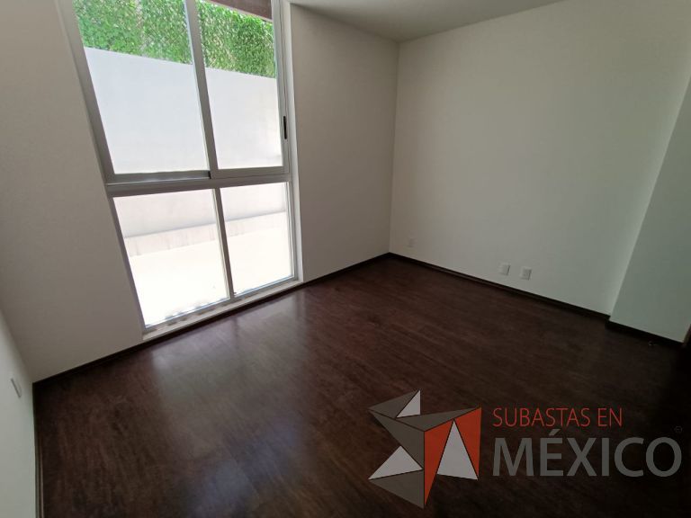 Lote 002 - Departamento de 102 m2 interiores en 2 niveles y 33.1 m2 en 2 Terrazas - Imagen 182