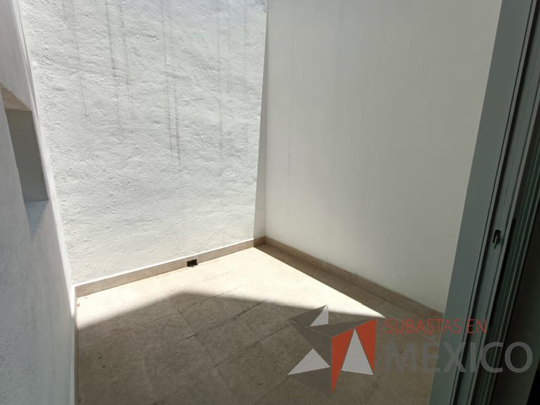Lote 002 - Departamento de 102 m2 interiores en 2 niveles y 33.1 m2 en 2 Terrazas - Imagen 184