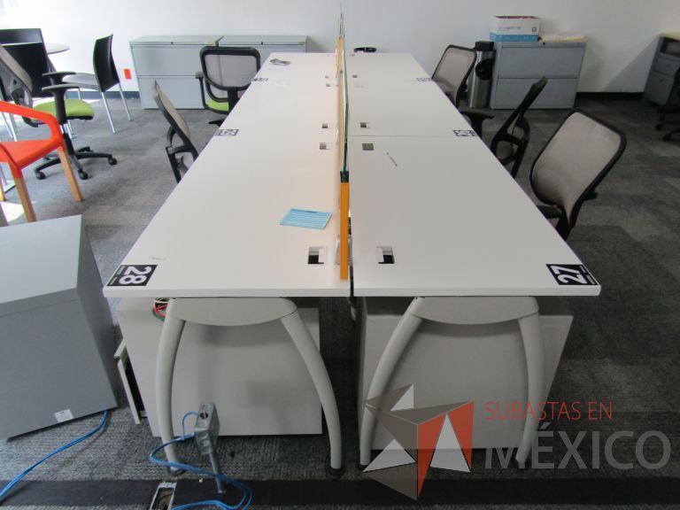 Lote 088 - Estación de trabajo para 6 personas - Imagen 14
