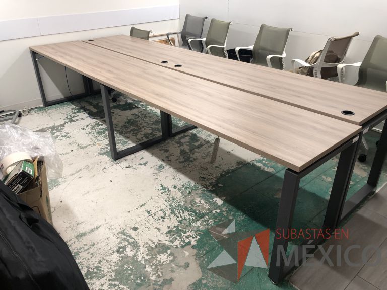 Lote 001 - Estación de trabajo para 4 personas - Imagen 5