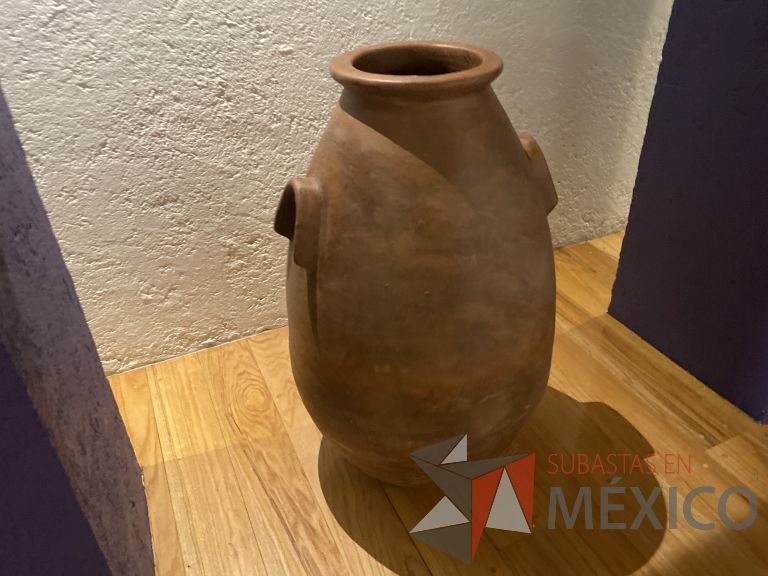 Lote 051 - 3 Jarrones, 3 Lamparas decorativas con base circular, etc... - Imagen 34