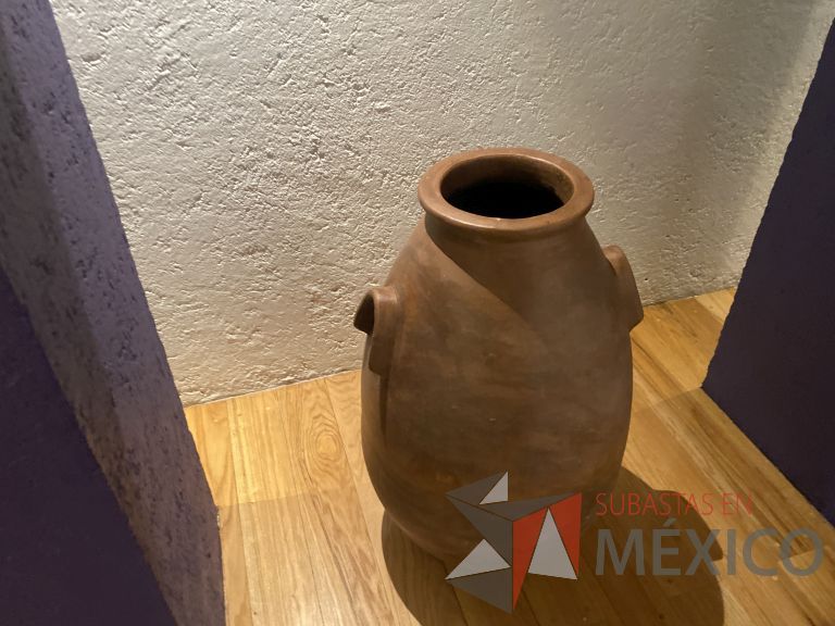 Lote 051 - 3 Jarrones, 3 Lamparas decorativas con base circular, etc... - Imagen 35