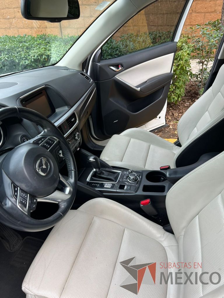 Lote 001 - Camioneta Mazda, CX5, 5 puertas, Año 2016, 57,000 Km - Imagen 4