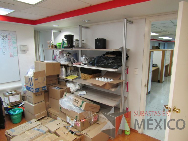 Lote 147 - Aparador con 8 entrepaños y 2 cajones - Imagen 6