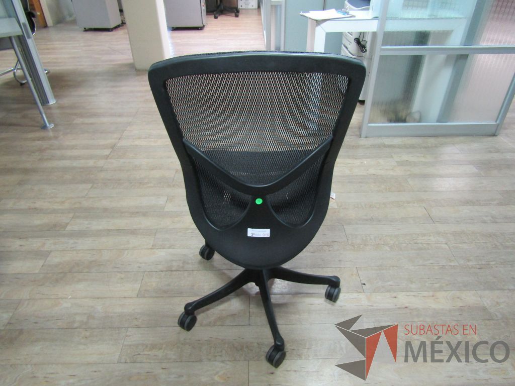 Lote 161 - Silla operativa con ruedas, asiento y respaldo en malla - Imagen 6