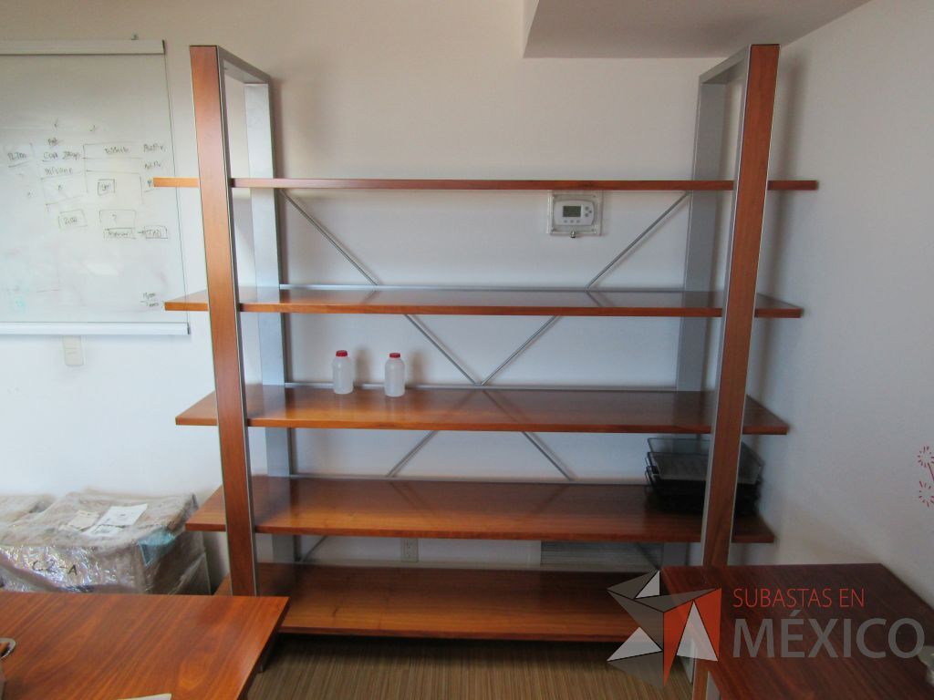 Lote 184 - Librero con 5 entrepaños - Imagen 3