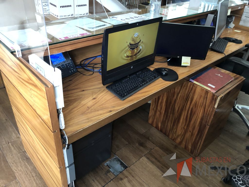 Lote 624- Mueble de recepción con archivero de 3 cajones - Imagen 3