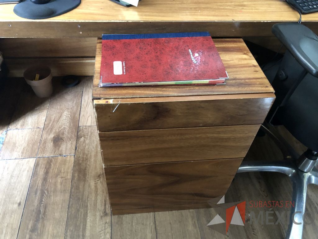Lote 624- Mueble de recepción con archivero de 3 cajones - Imagen 5