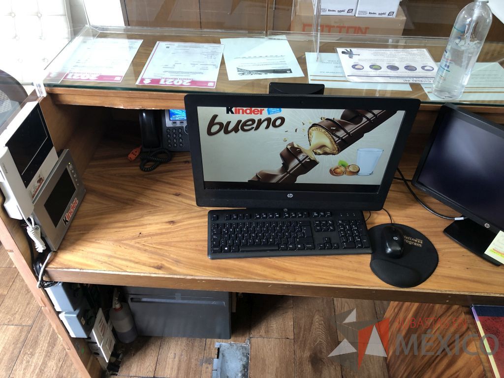 Lote 624- Mueble de recepción con archivero de 3 cajones - Imagen 7