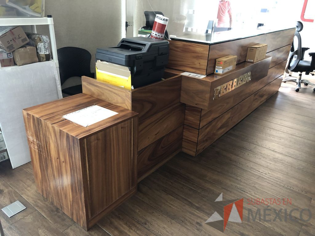 Lote 624- Mueble de recepción con archivero de 3 cajones - Imagen 12