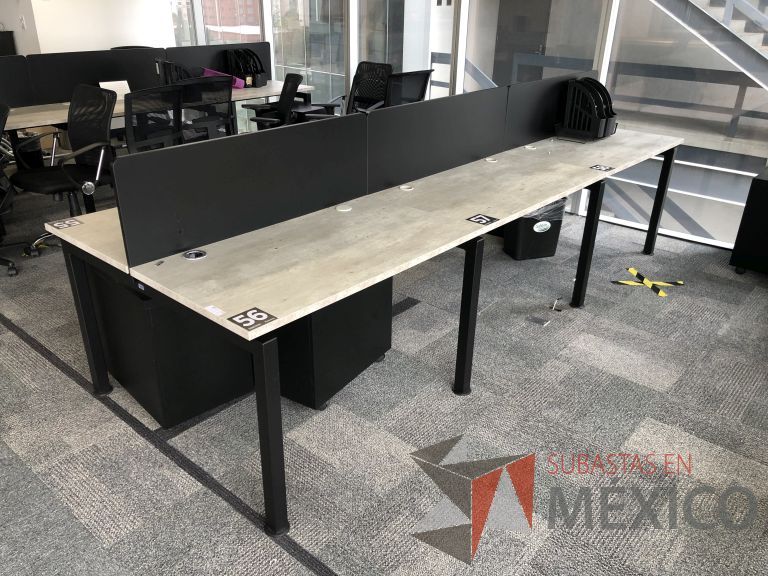 Lote 003 - Estación de trabajo para 6 personas con divisiones y orificios para cable - Imagen 9