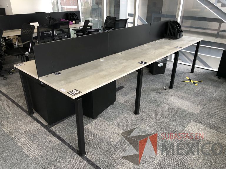 Lote 003 - Estación de trabajo para 6 personas con divisiones y orificios para cable - Imagen 14
