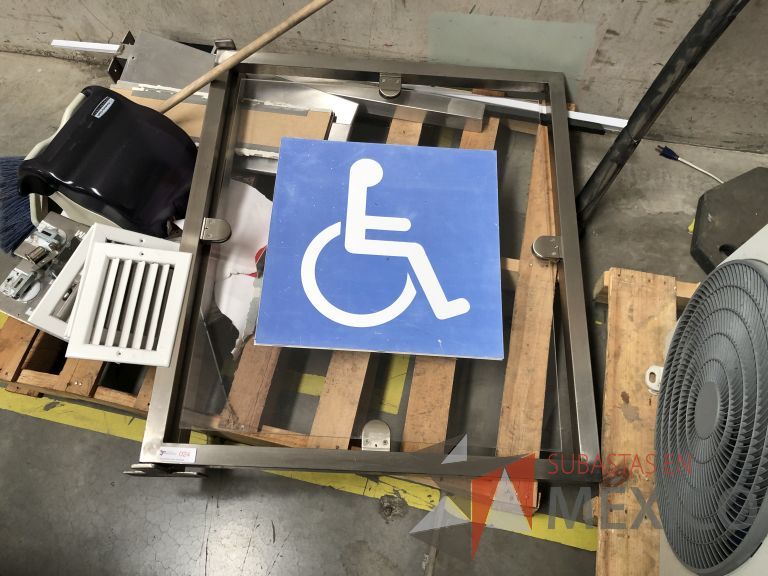 Lote 007 - Torniquete con puerta de bandera de cristal para acceso de discapacitados - Imagen 4