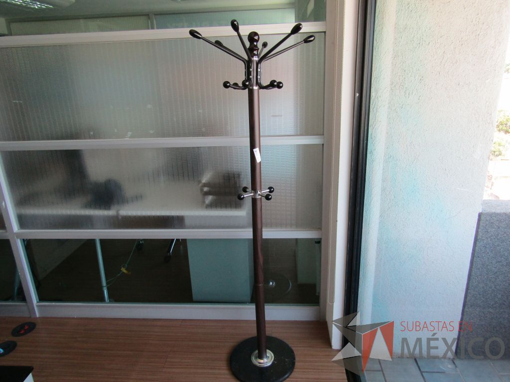 Lote 134 - Perchero - Imagen 2