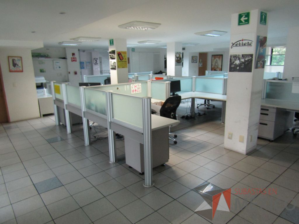 Lote 343 - Estación de trabajo para 15 personas con mampara y 15 archiveros - Imagen 10