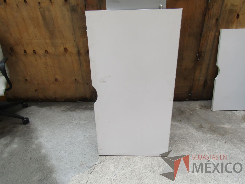 Lote 054 - 40 Superficies para mesa