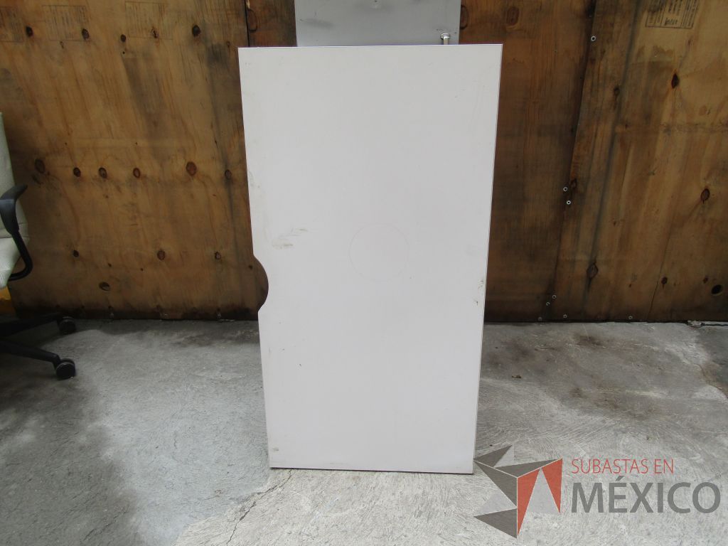 Lote 054 - 40 Superficies para mesa - Imagen 14