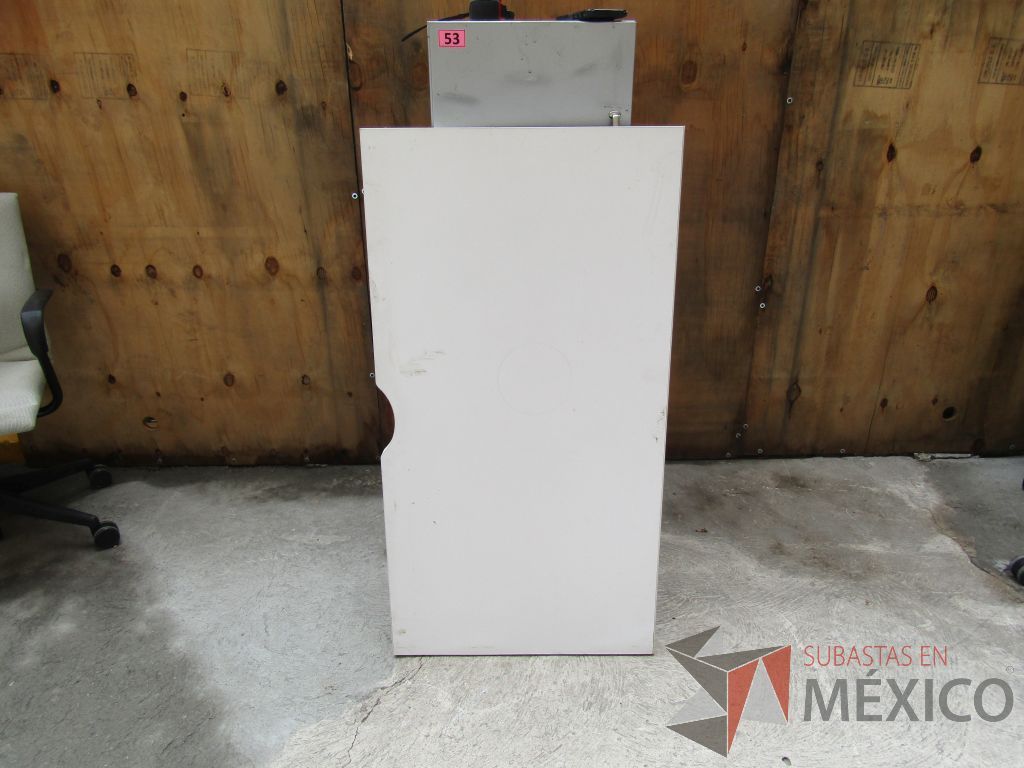 Lote 054 - 40 Superficies para mesa - Imagen 13