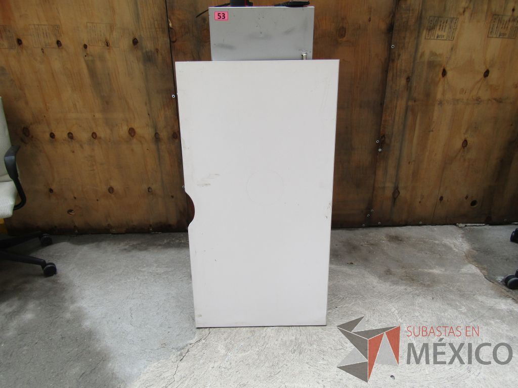 Lote 054 - 40 Superficies para mesa - Imagen 12